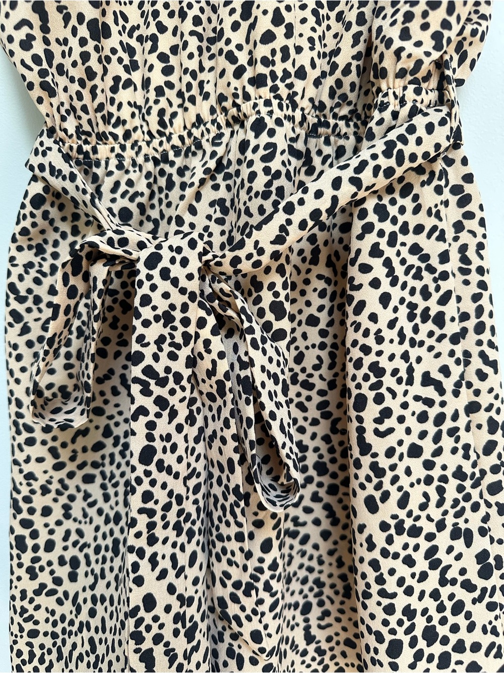 She +‎ Sky Cheetah Print Belted Romper Beige & Black Women’s Small - Picture 3 of 9